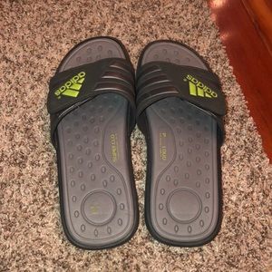 COPY - Adidas slides